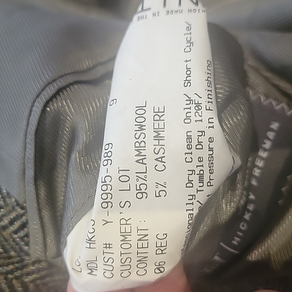 Hickey Freeman "His First" Lambswool blazer - Picture 8 of 11